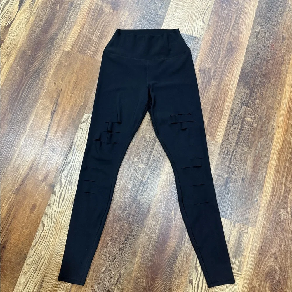 Alo Yoga | Ripped Warrior Leggings